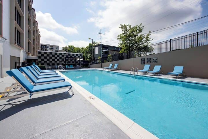 Pool 57 of 98