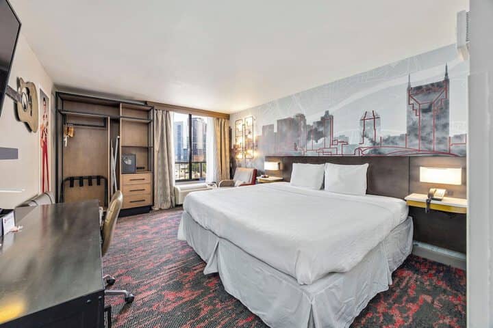 Room 40 of 98