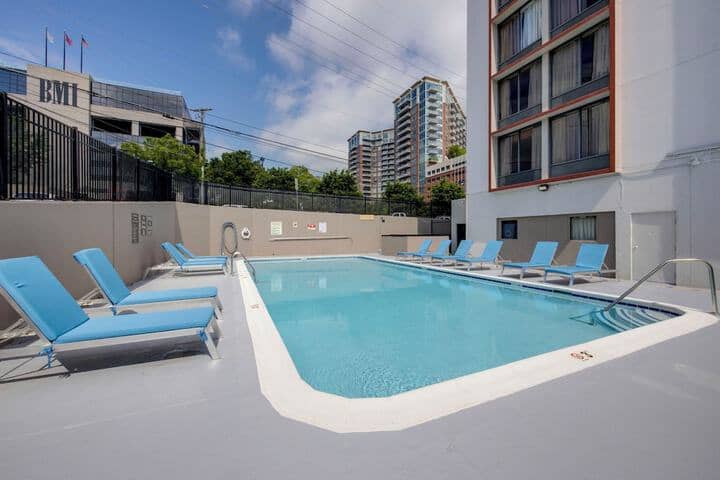 Pool 55 of 98