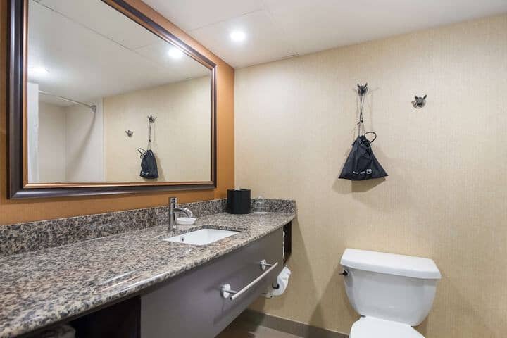 Room 21 of 26