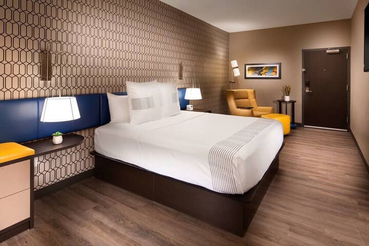 Room 6 of 21