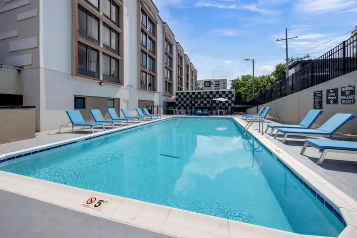 Pool 54 of 98